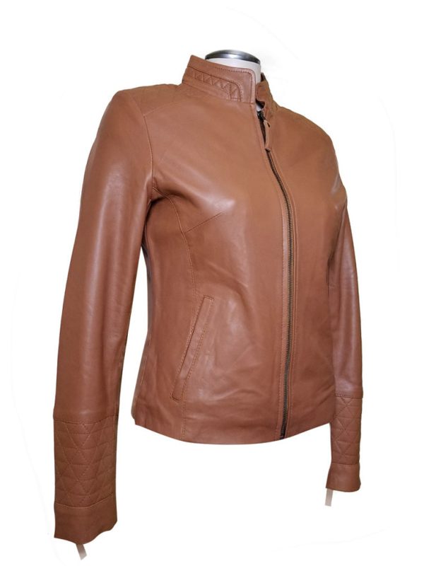 Arianne’s Plain Leather Jacket With Straight Collar - Image 6