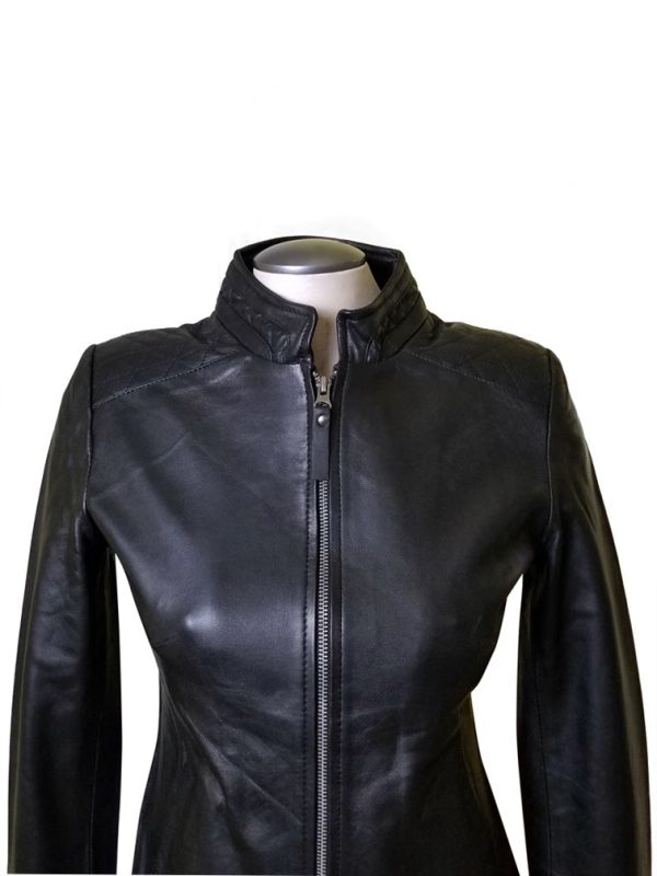 Arianne’s Plain Leather Jacket With Straight Collar - Image 4