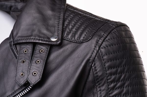 Micheals Biker style leather jacket with Snap buttons closure - Image 5